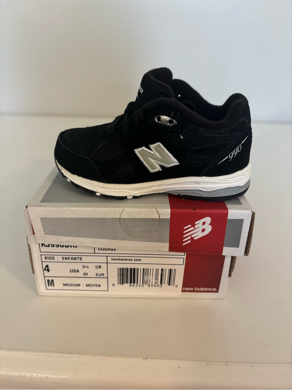 New Balance Kids Black and White 990 Lace-Up Sneakers